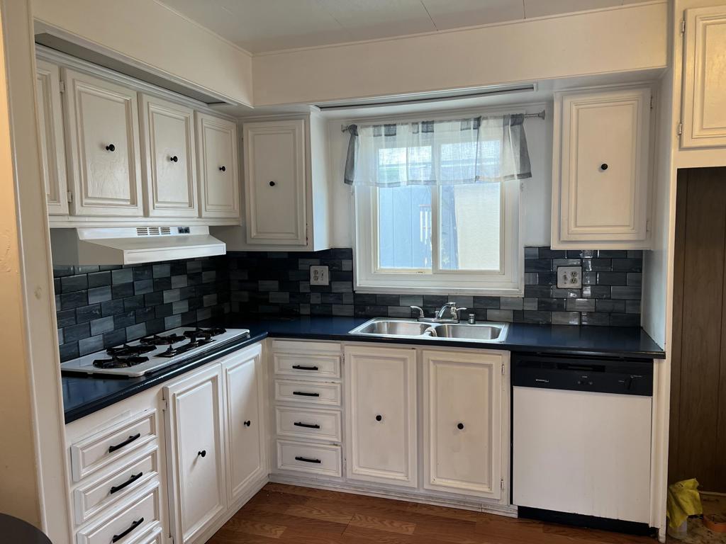 Hidden Springs - Manufactured In Park