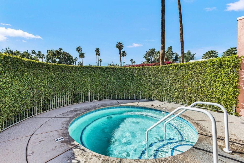 Marrakesh Country Cl - Residential