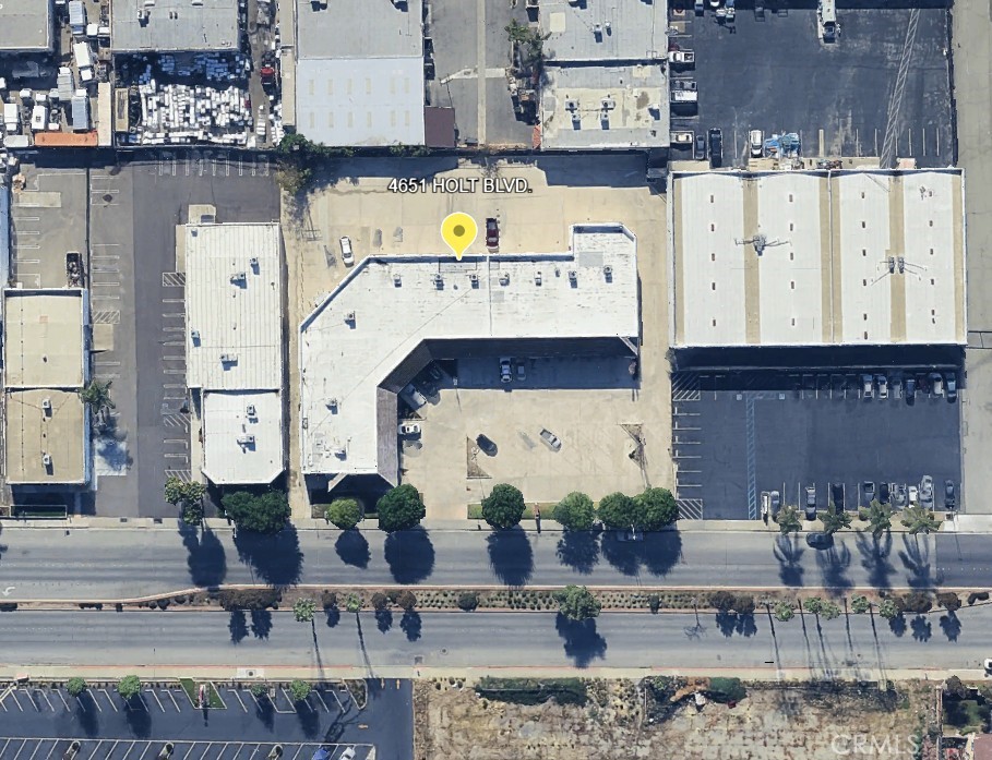 4651 Holt