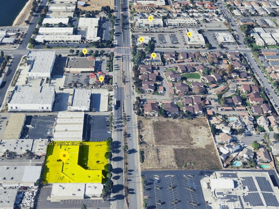 4651 Holt