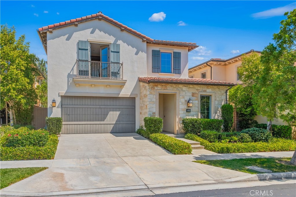 FULLY FURNISHED RENTAL property ready for both short-term and long-term leasing periods.
Experience the luxury of a fully furnished residence in the highly desirable community of Orchard hills, Irvine. Great CUL-DE-SAC Street and 2 minutes’ walk to Community Park and Swimming Pool! This Beautiful former Strada collection Plan 1 by Irvine Pacific features 4 bedrooms and 3 bathrooms. At the main floor, you’ll enjoy a spacious living room seamlessly connected to the kitchen and dining area. Additionally, a bedroom with a full bathroom is conveniently situated on the first floor. Fully upgraded kitchen features floor-to-ceiling cabinets, stainless steel appliances, center islands with luxurious quartz countertops. Engineered wood flooring graces the entirety of the first floor, and the stairs and second floor are adorned with luxurious carpeting, providing both style and comfort. The Backyard is perfect outdoor retreat, complete with California room and beautiful landscaping. Upstairs, the master bedroom comes with fully upgraded bathroom. The other two bedrooms share a single bathroom. The laundry room comes complete with a washer and dryer.
The Orchard hills community offers resort-like amenities including 2 clubhouses, 2 pools, spas, parks, BBQ-equipped picnic areas, sports courts, and more. Award winning notorious Irvine unified school district: Canyon View Elementary School, Sierra Vista Middle School, and Northwood High School!!!