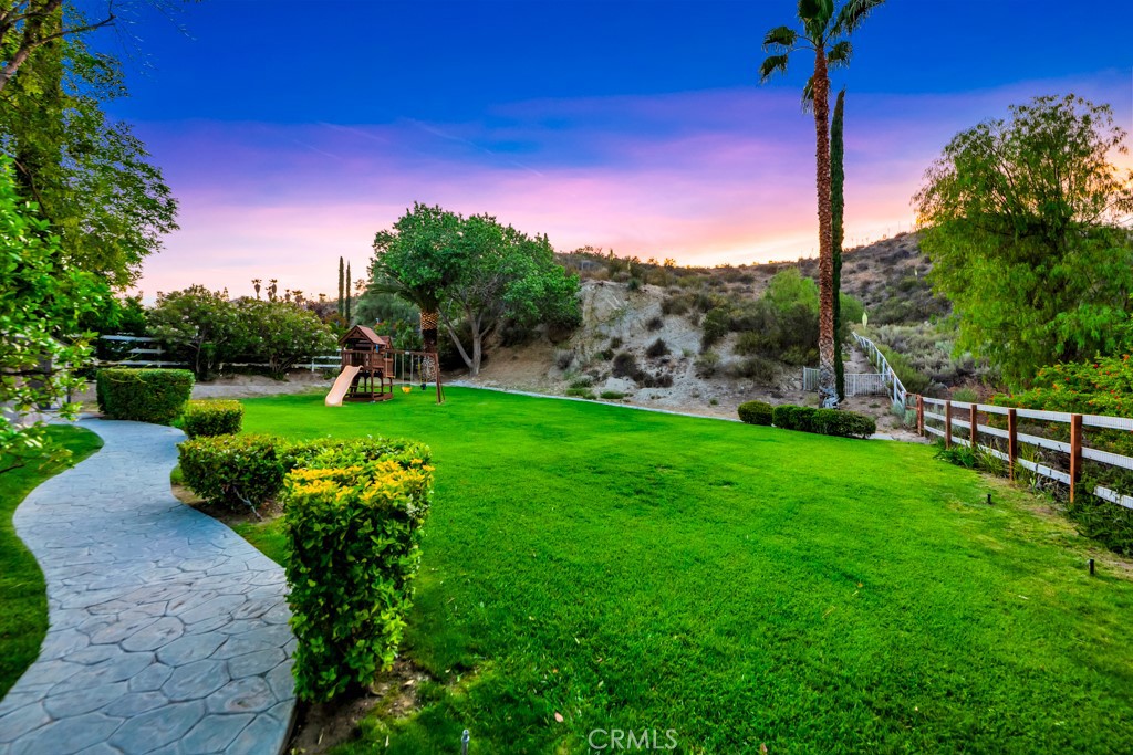 16069 Comet Way