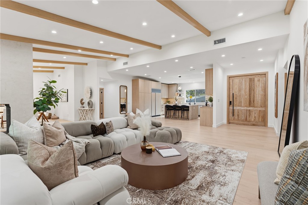 18653 Palomino Drive