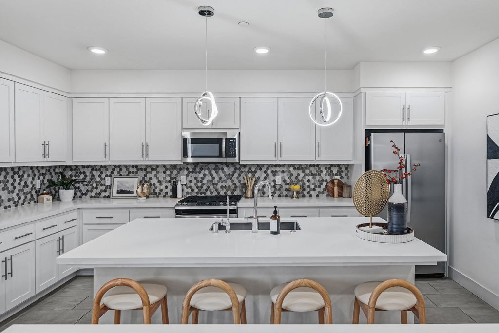 45235 Wisdom Rd. 1000