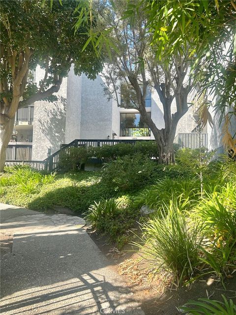 3605 W Hidden Lane 309 Rolling Hills Estates CA 90274