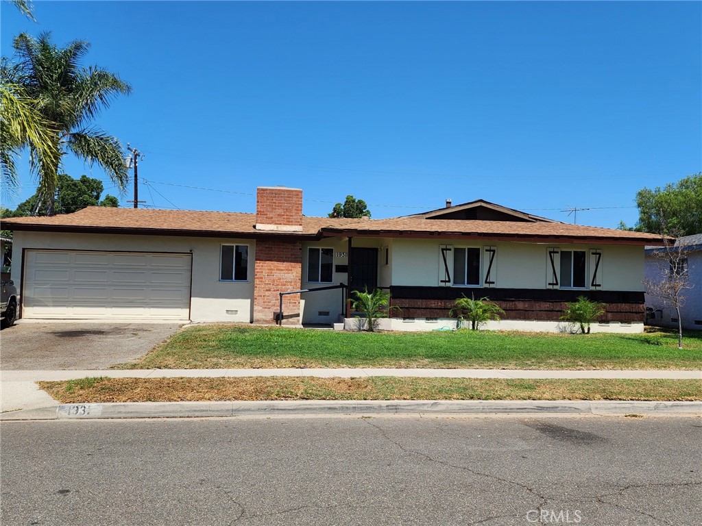 Three bedrooms, two bathrooms, enclosed patio and all on a large 7300 square foot lot. Original good condition.
