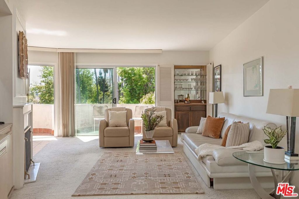 Photo of 836 S Bundy Drive #300, Los Angeles, CA 90049 (MLS # 26668965)