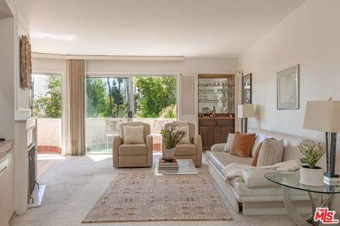 Photo of 836 S Bundy Drive #300, Los Angeles, CA 90049 (MLS # 26668965)