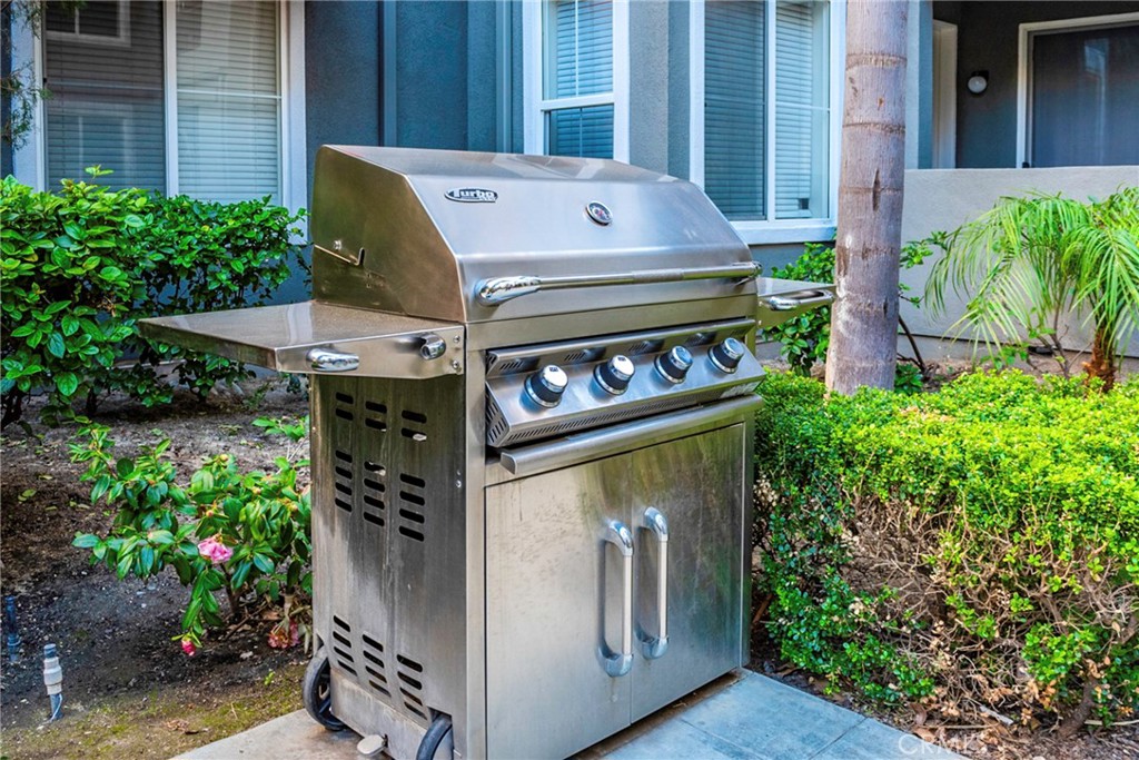 Stadium Lofts - Residential Lease