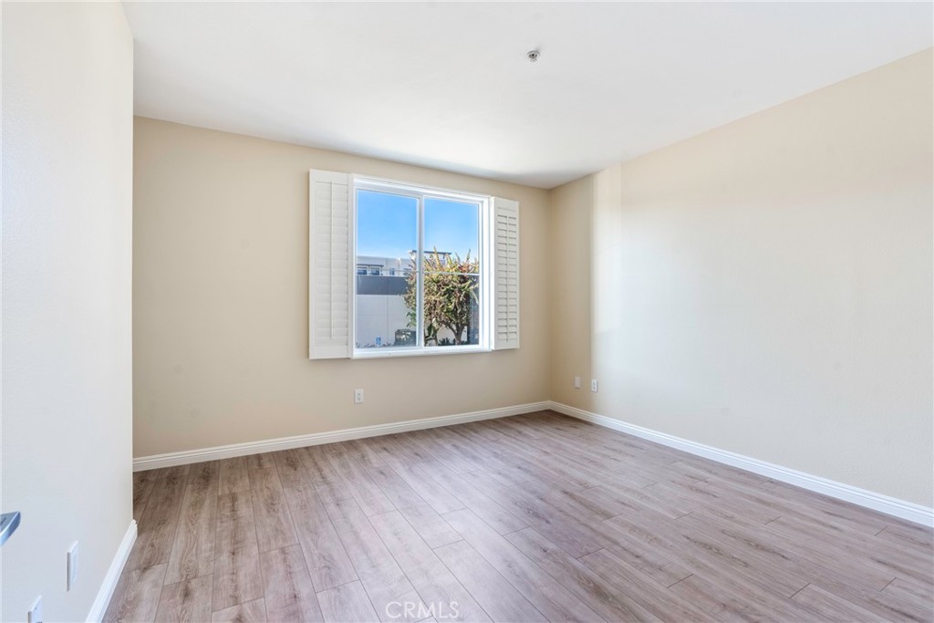 Stadium Lofts - Residential Lease