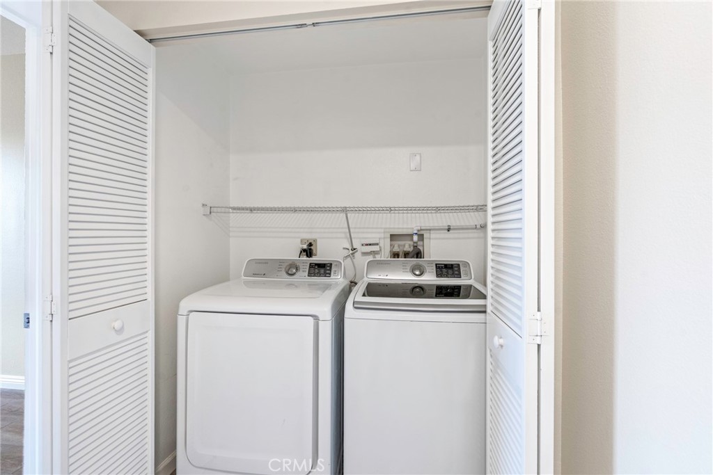 Stadium Lofts - Residential Lease