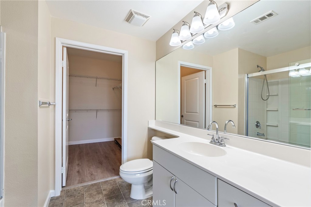 Stadium Lofts - Residential Lease