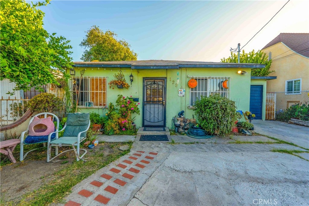 123 N Magnolia Court