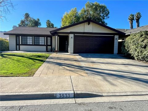 3533 Lake Crest NE Lake Elsinore CA 92530