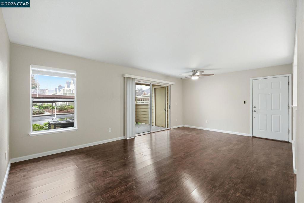 210 Reflections Dr 14