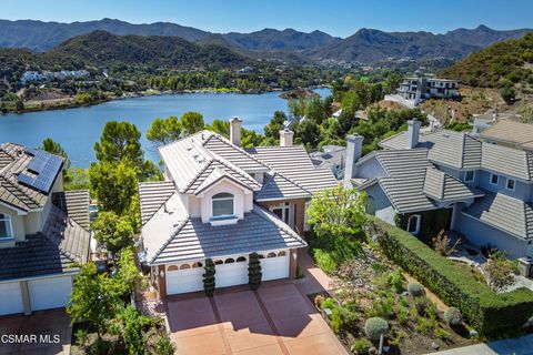 590 Cricketfield Lake Sherwood CA 91361