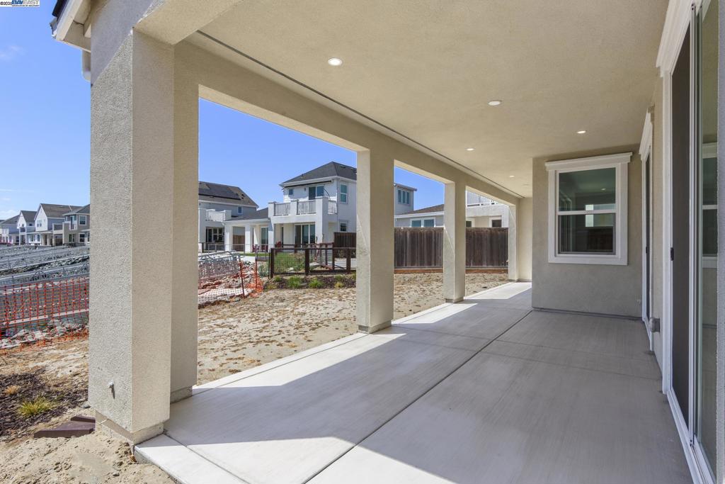 BETHEL ISLAND - Residential