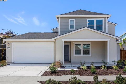 Photo of 10 10 Grey Whale Place, Bethel Island, CA 94511 (MLS # 41102884)