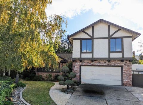 Photo of 6525 Idlewild Court, San Jose, CA 95120 (MLS # ML82049425)