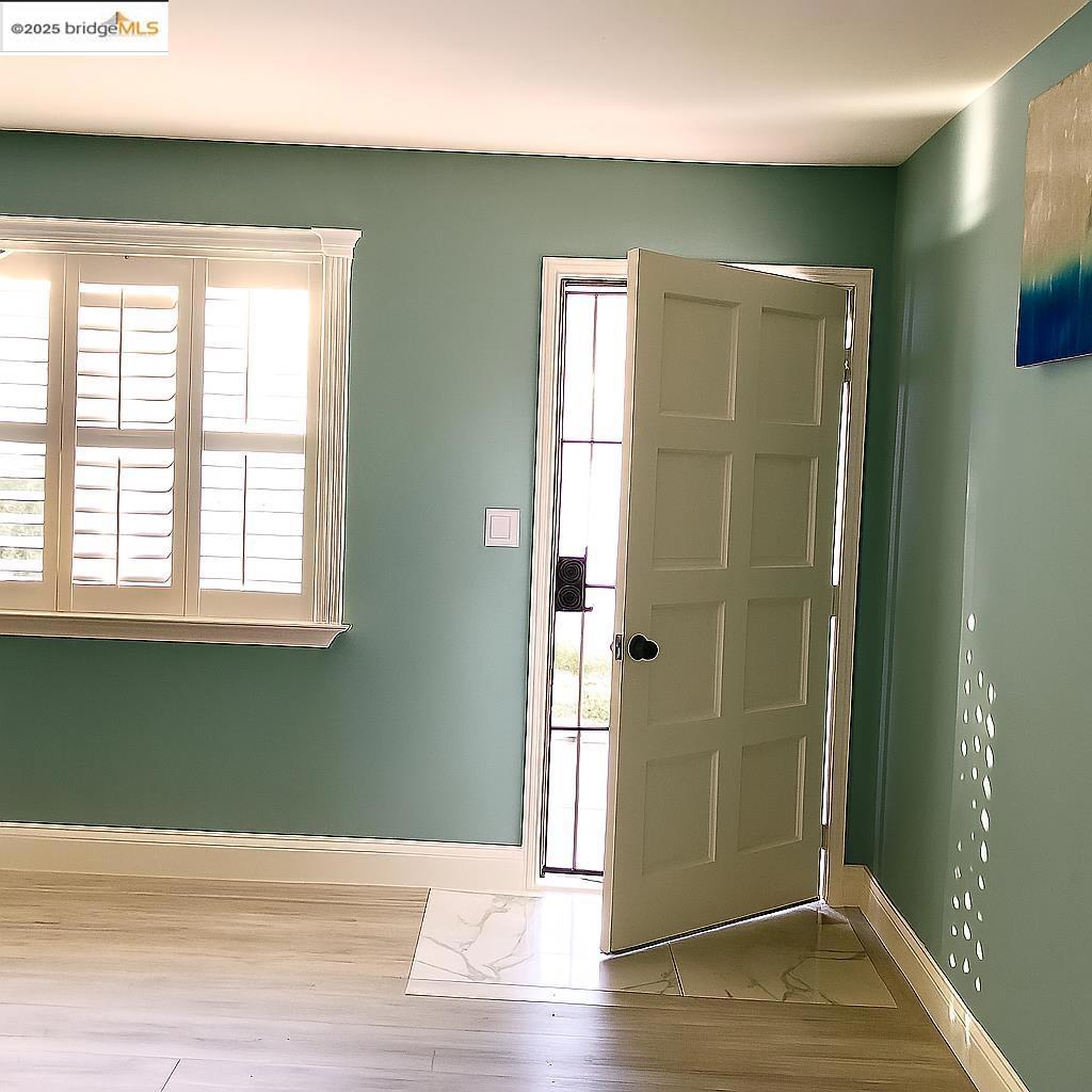 ALMADEN - Residential Income