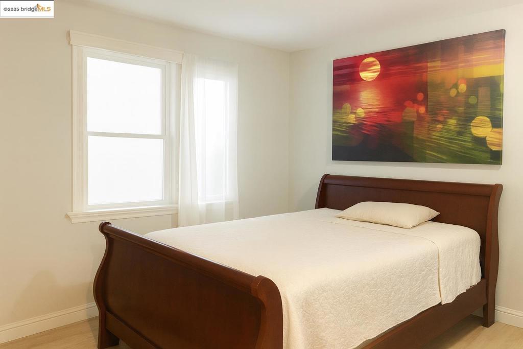 ALMADEN - Residential Income