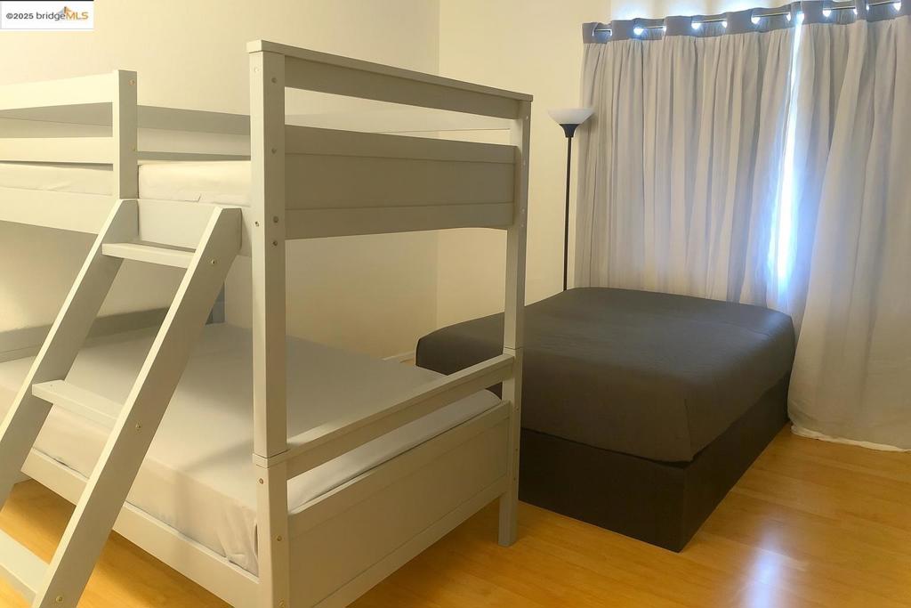 ALMADEN - Residential Income