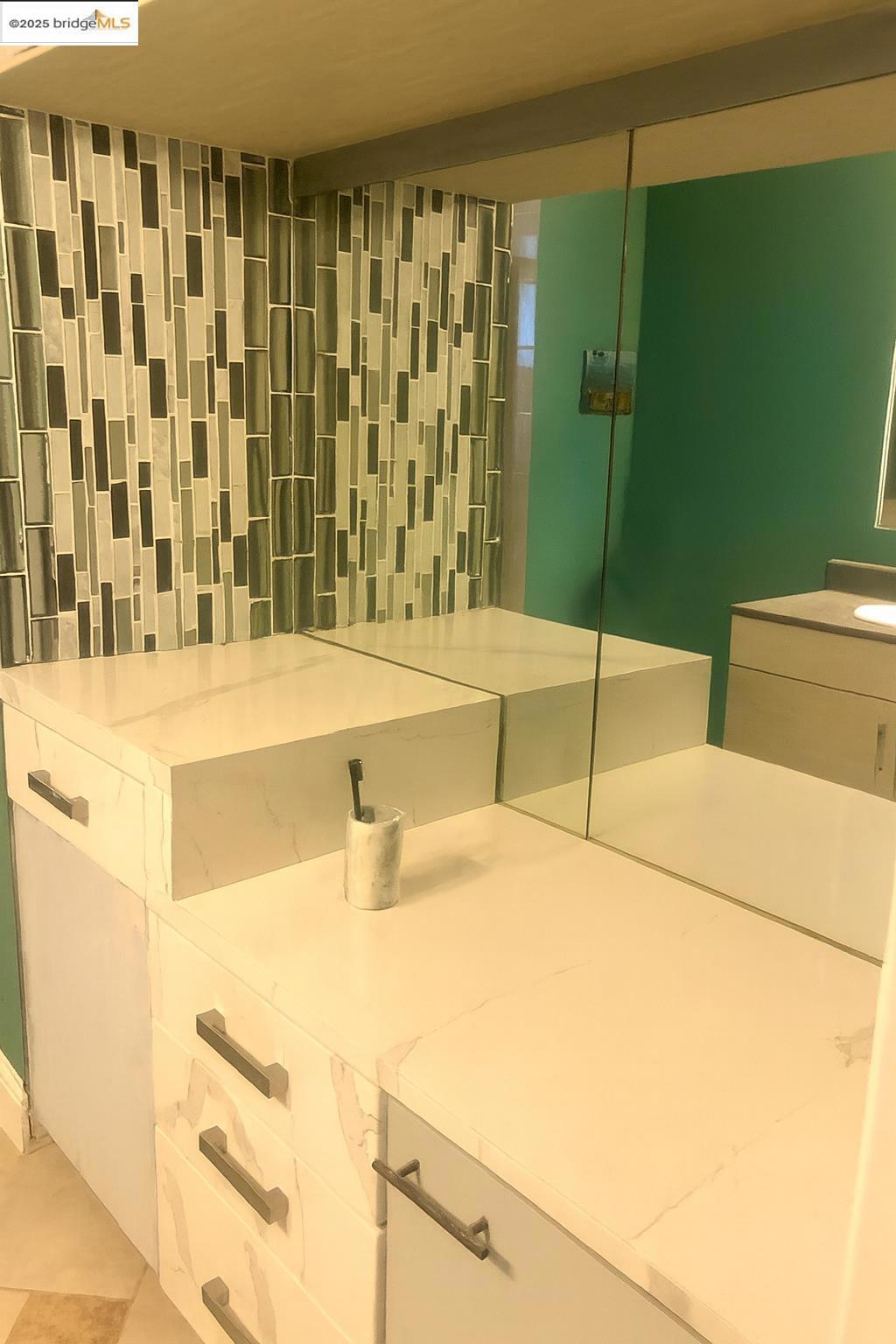 ALMADEN - Residential Income