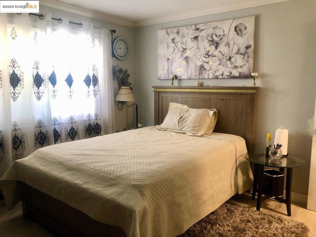 ALMADEN - Residential Income