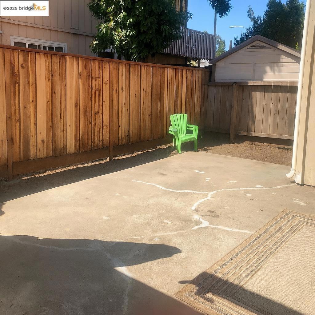 ALMADEN - Residential Income