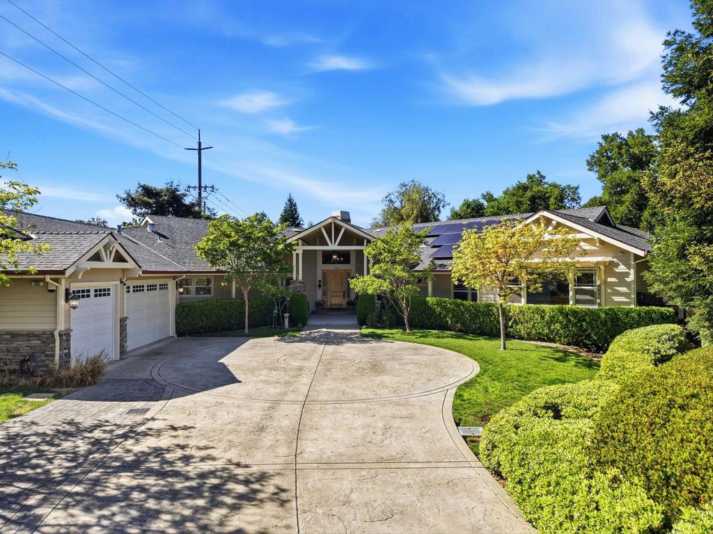 733 Vineyard Terrace
