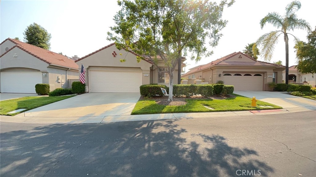 Charming Home in the 55+ Community of The Colony – Murrieta. Don’t miss this opportunity to lease a lovely home in the highly sought-after guard-gated community of The Colony! This well-maintained residence offers a comfortable and functional layout with the following features:
Welcoming double-door entry with elegant tile flooring
Vaulted ceilings and recessed lighting for a spacious, airy feel
Cozy living room with fireplace and built-in media niche
Dining area with ceiling fan and direct access to the back patio
Bright and functional galley kitchen with tile flooring and a cheerful breakfast nook
Two spacious bedrooms, both with ceiling fans – one with patio access, the primary bedroom features an ensuite bathroom
Large covered back patio perfect for relaxing or entertaining
Low-maintenance yard for easy care
Enjoy all the amenities The Colony has to offer, including a clubhouse, pool, spa, golf course, fitness center, and organized social activities.