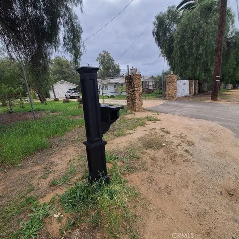 10560 Robinson Avenue, Riverside, CA 92505 - MLS#: IV25086216