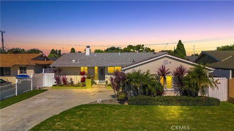 5131 Skylark Huntington Beach CA 92649