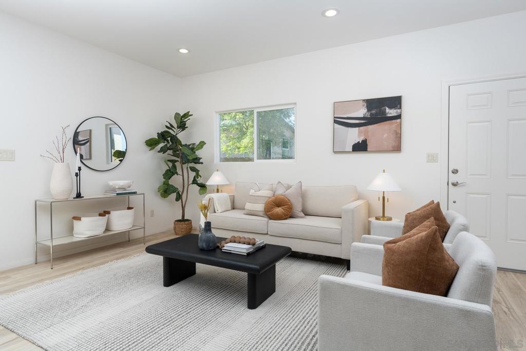 12325 Lemoncrest Drive