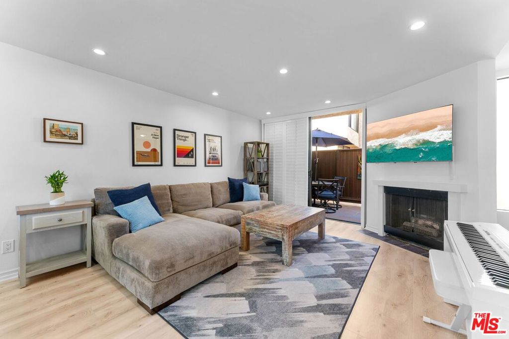 11574 Iowa Avenue 109