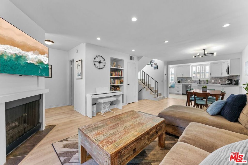 Photo of 11574 Iowa Avenue #109, Los Angeles, CA 90025 (MLS # 26669495)