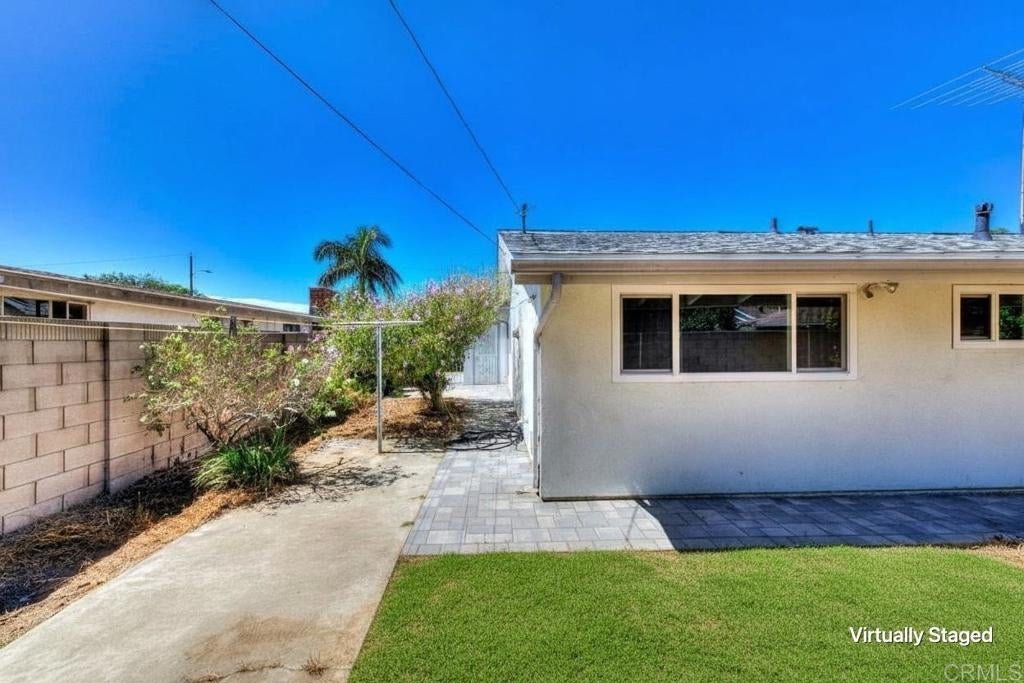 2228 Maple Street, Costa Mesa CA 92627 - Photo 23