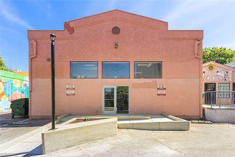 Photo of 121 Salem Street, Chico, CA 95928 (MLS # SN26097465)