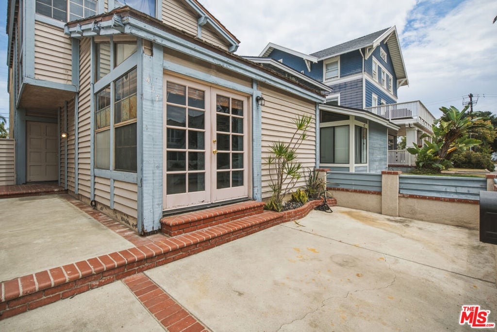 417 8th Street, Huntington Beach CA 92648 - Photo 7
