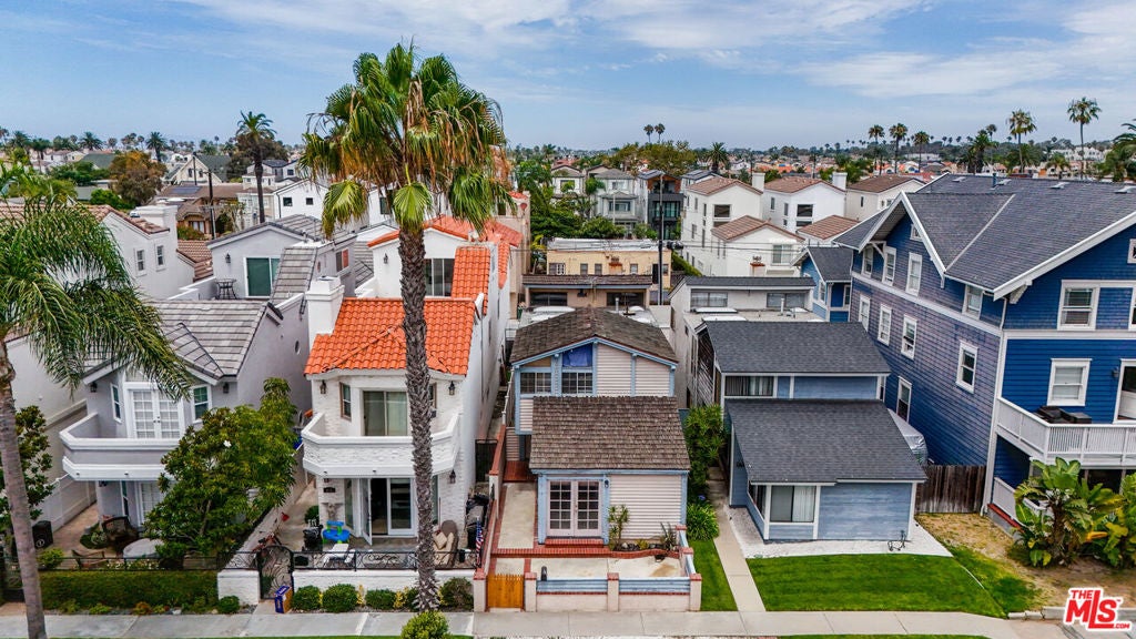 417 8th Street, Huntington Beach CA 92648 - Photo 42