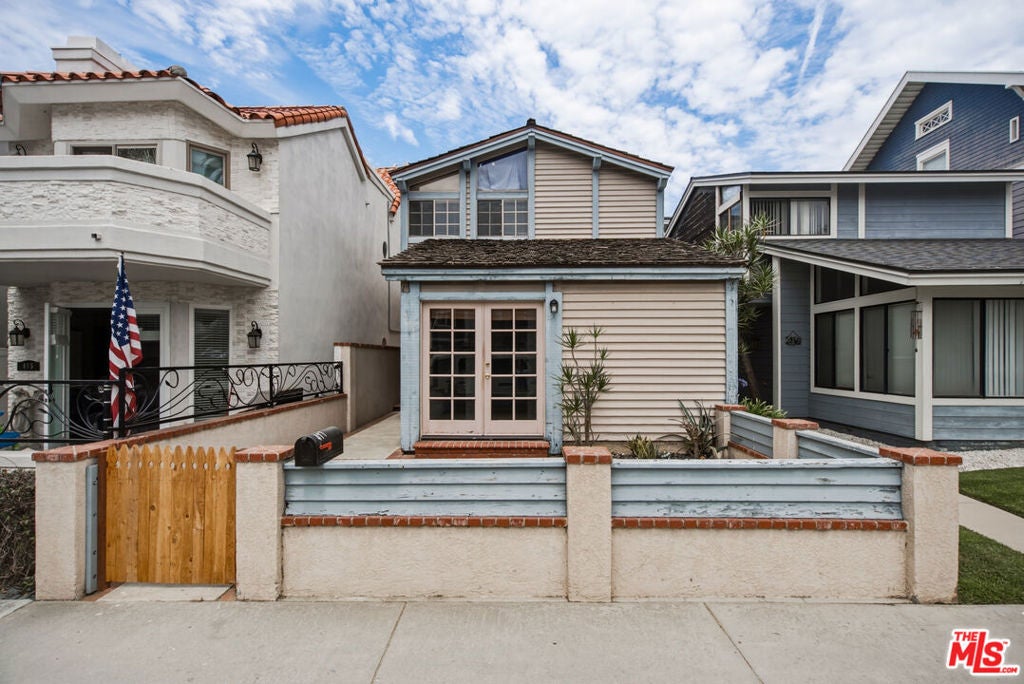 417 8th Street