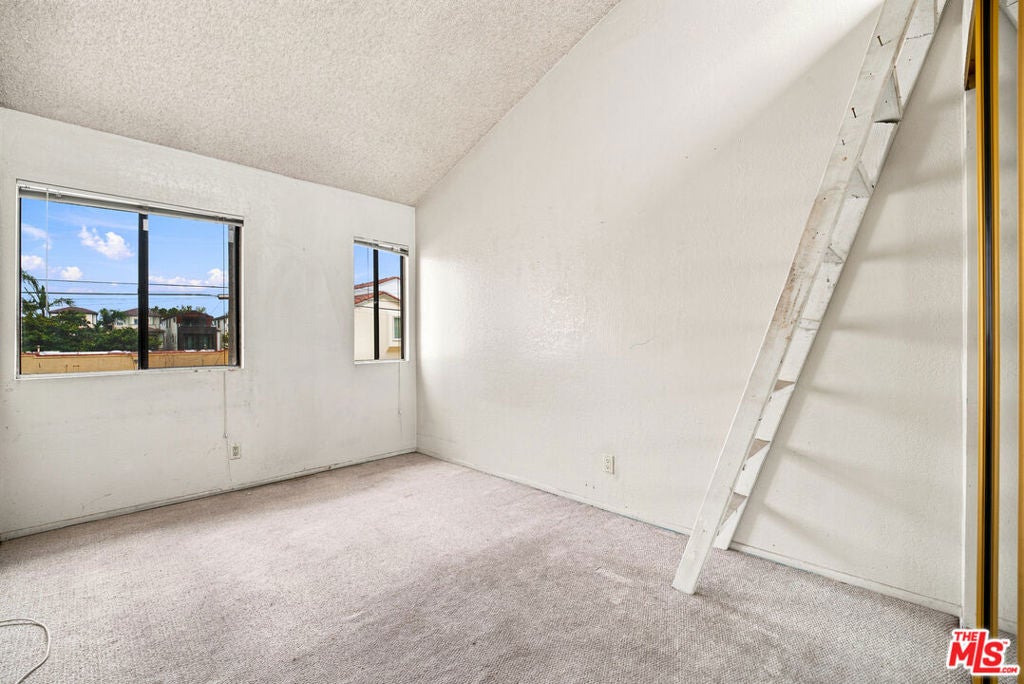 417 8th Street, Huntington Beach CA 92648 - Photo 29