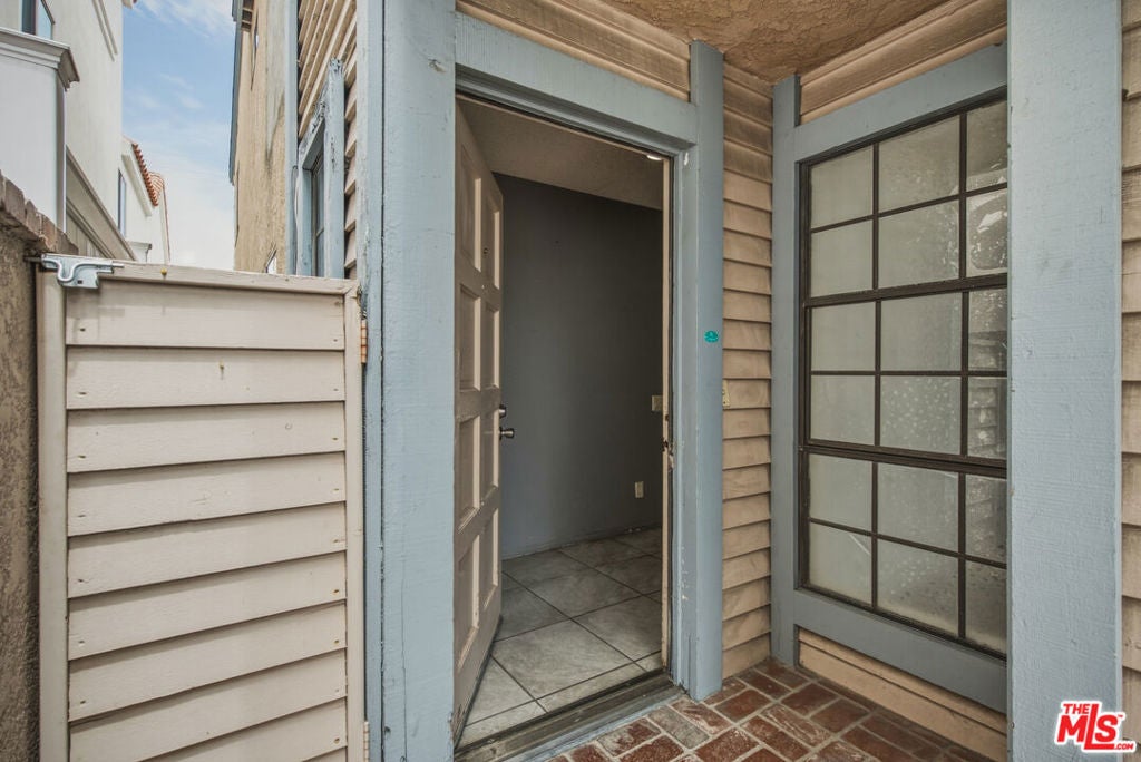 417 8th Street, Huntington Beach CA 92648 - Photo 8