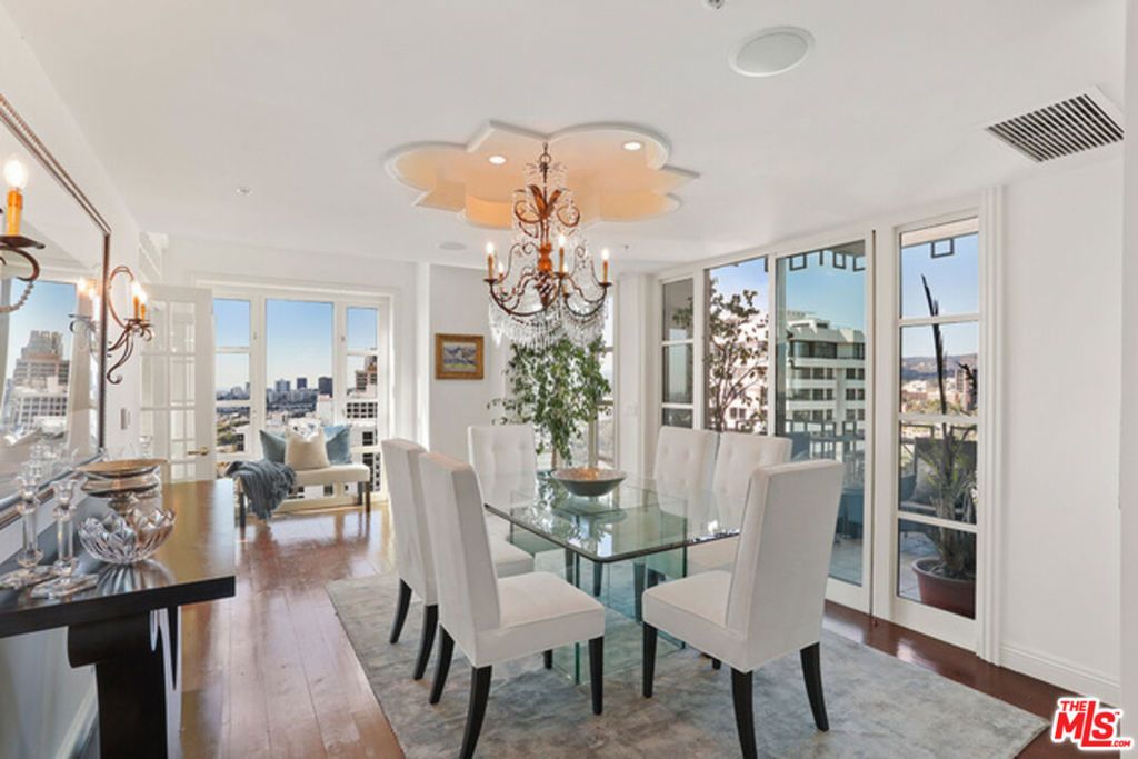 Photo of 10580 Wilshire Boulevard #19NW, Los Angeles, CA 90024 (MLS # 25540915)