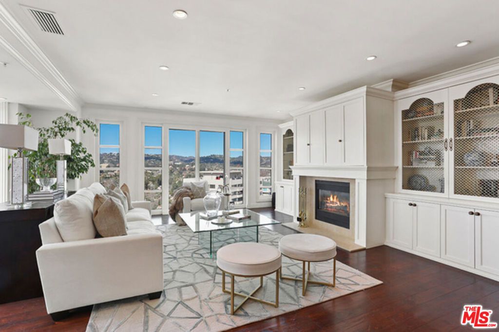Photo of 10580 Wilshire Boulevard #19NW, Los Angeles, CA 90024 (MLS # 25540915)