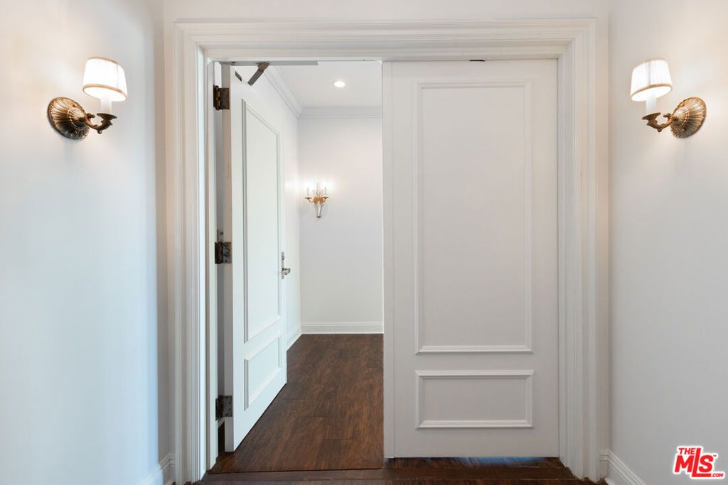 Photo of 10580 Wilshire Boulevard #19NW, Los Angeles, CA 90024 (MLS # 25540915)