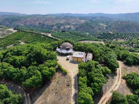 45711 Camaron Road Temecula CA 92590
