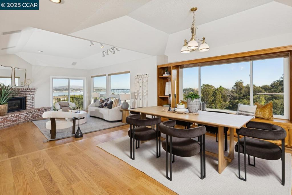 PILL HILL - Residential