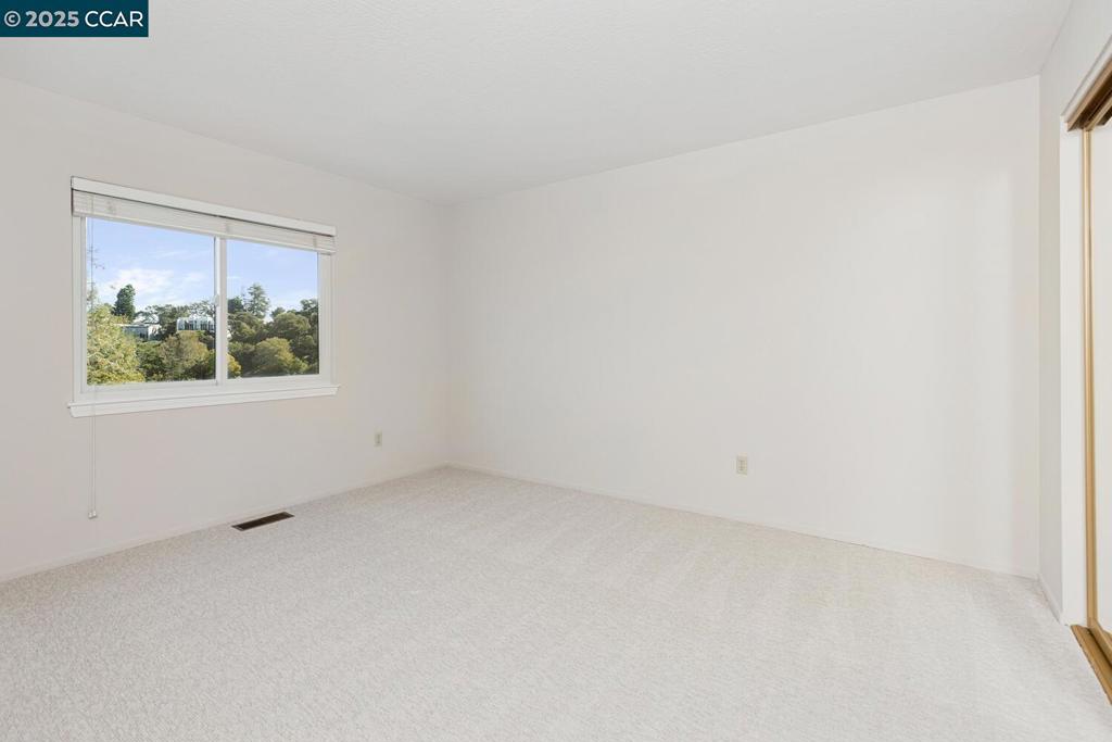 PILL HILL - Residential