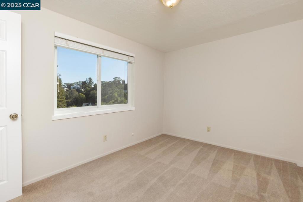 PILL HILL - Residential